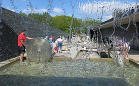 Vodní strážci dováděli ve Vodním domě